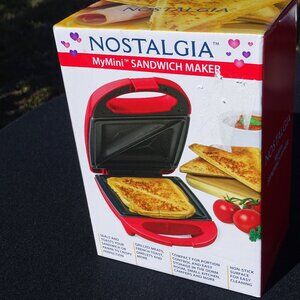 Nostalgia My Mini Sandwich Maker, NWT